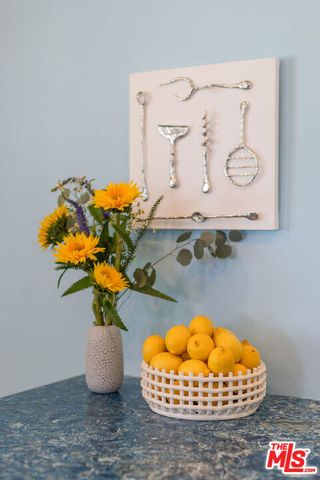 3925 Valley Vista Avenue, Yucca Valley, CA 92284