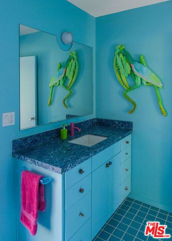 3925 Valley Vista Avenue, Yucca Valley, CA 92284