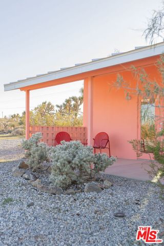 3925 Valley Vista Avenue, Yucca Valley, CA 92284