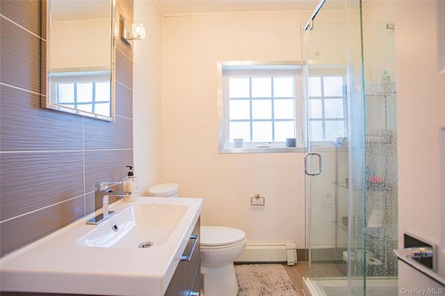 165 W Walnut Street, Long Beach, NY 11561