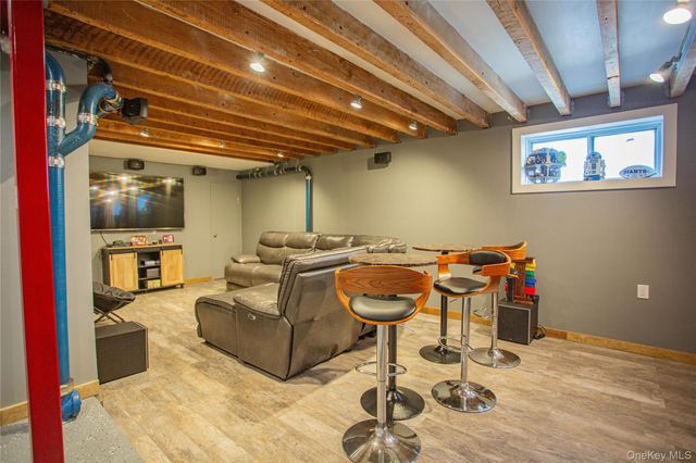 165 W Walnut Street, Long Beach, NY 11561