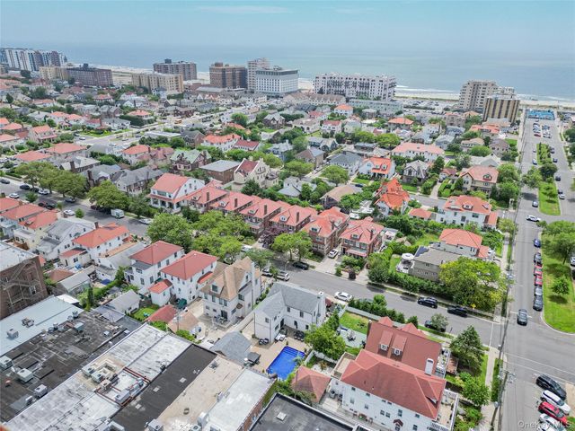 165 W Walnut Street, Long Beach, NY 11561