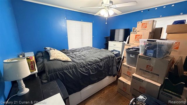 23175 Gladhill Lane, Saint Clair Shores, MI 48080