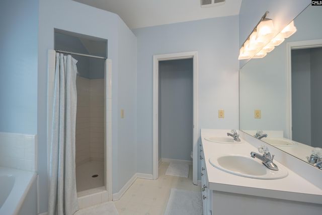 1381 Inverness Forest Drive, Lugoff, SC 29078