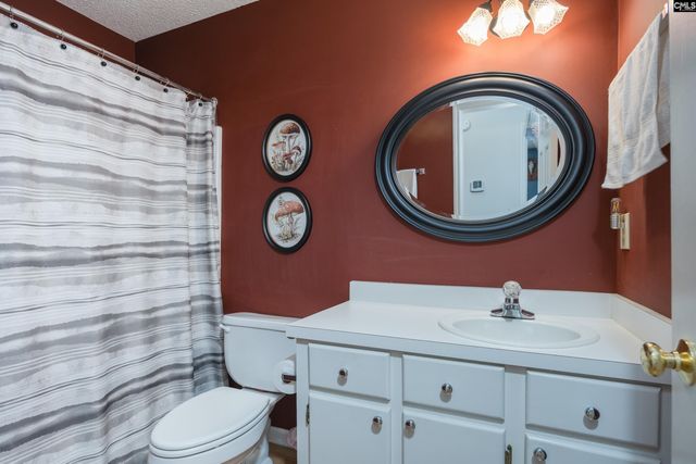 1381 Inverness Forest Drive, Lugoff, SC 29078