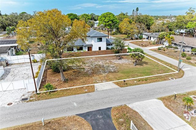 4004 WORCESTER ROAD, Sarasota, FL 34231