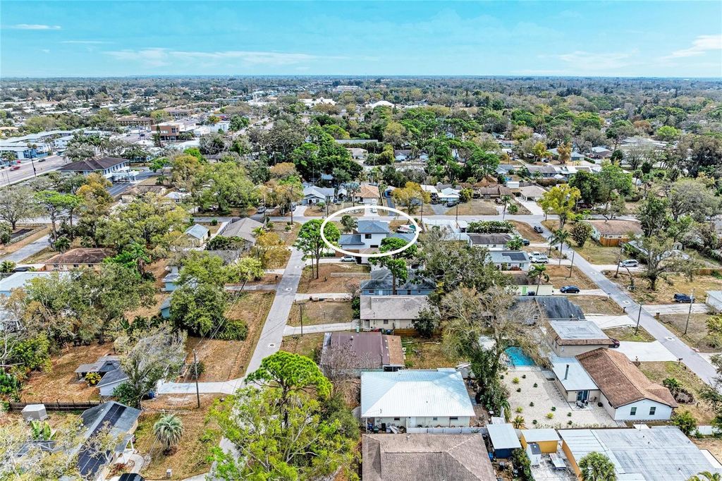 Image 29 of property listing at 4004 WORCESTER ROAD, Sarasota, FL 34231