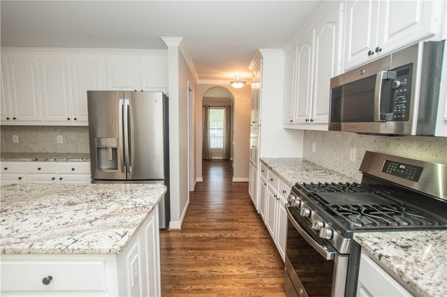 1426 Brighton Place, Loganville, GA 30052