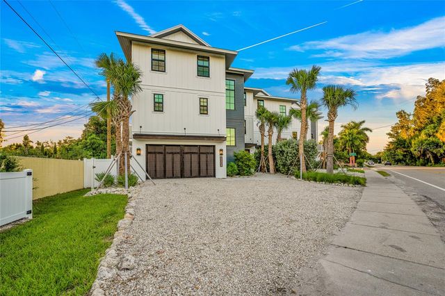 6910 MIDNIGHT PASS ROAD B, Sarasota, FL 34242