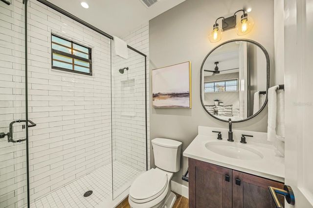 6910 MIDNIGHT PASS ROAD B, Sarasota, FL 34242