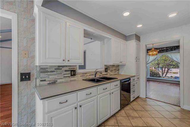 7500 Oxford Place, Fort Smith, AR 72903