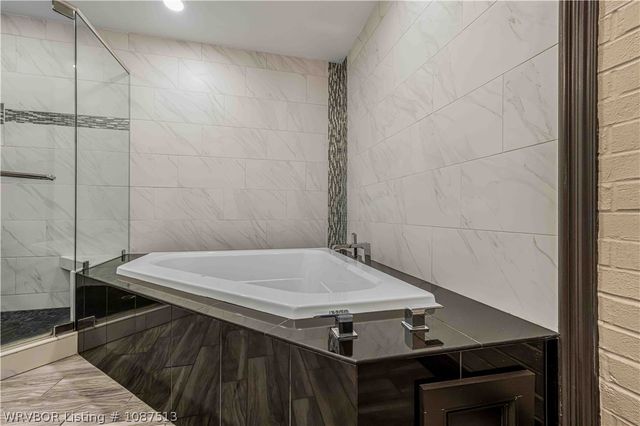 7500 Oxford Place, Fort Smith, AR 72903