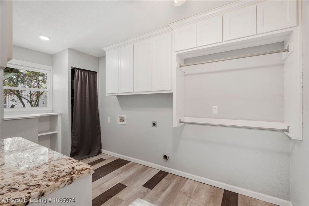 2801 Enid Street 2801 Enid Street