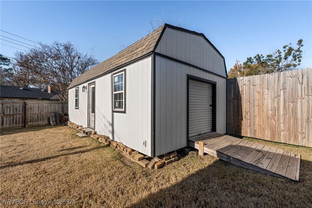 2801 Enid Street 2801 Enid Street
