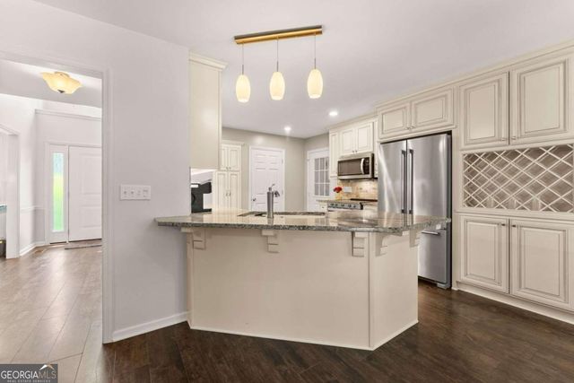 6413 Farm Ridge Court, Flowery Branch, GA 30542