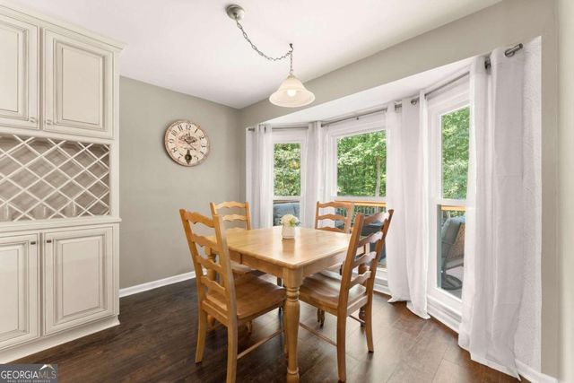 6413 Farm Ridge Court, Flowery Branch, GA 30542