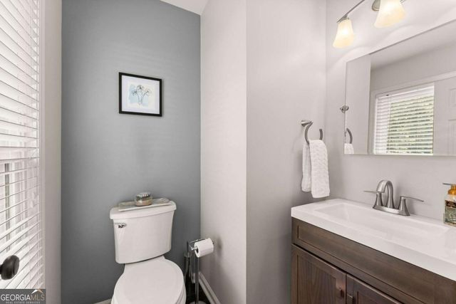 6413 Farm Ridge Court, Flowery Branch, GA 30542