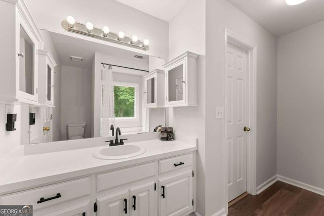 6413 Farm Ridge Court, Flowery Branch, GA 30542