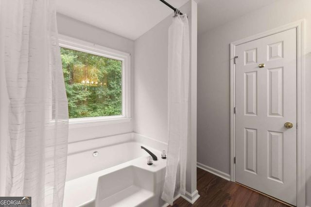 6413 Farm Ridge Court, Flowery Branch, GA 30542