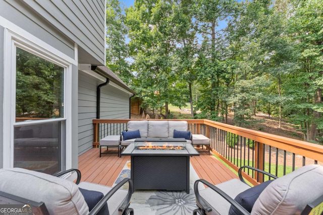 6413 Farm Ridge Court, Flowery Branch, GA 30542
