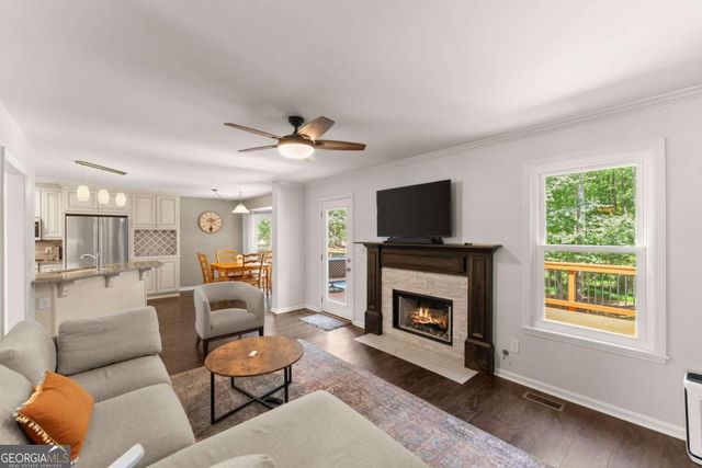 6413 Farm Ridge Court, Flowery Branch, GA 30542