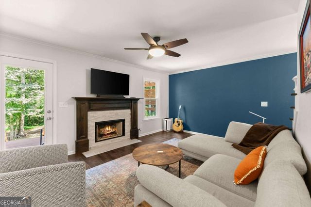 6413 Farm Ridge Court, Flowery Branch, GA 30542