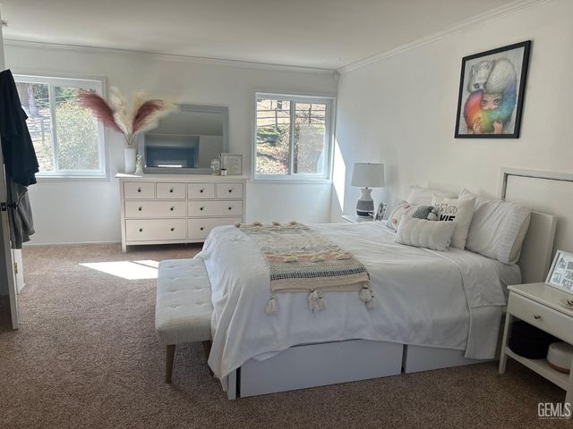 25908 Bear Valley Road, Tehachapi, CA 93561