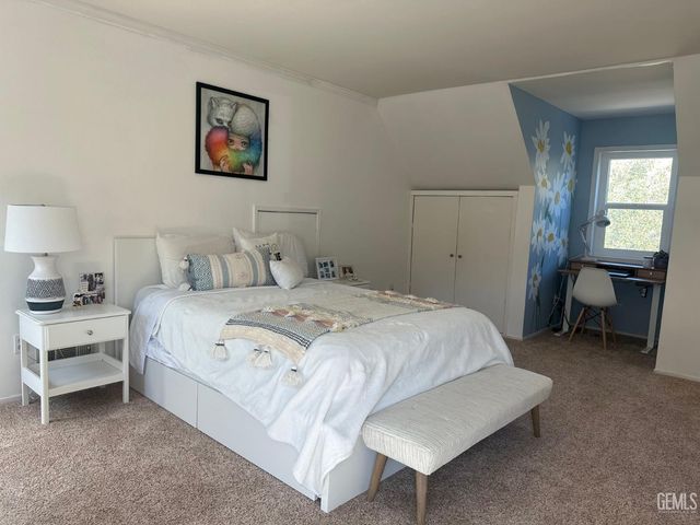 25908 Bear Valley Road, Tehachapi, CA 93561
