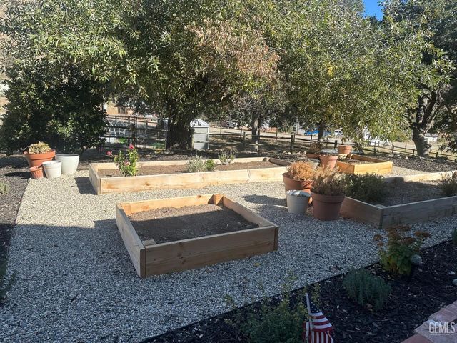 25908 Bear Valley Road, Tehachapi, CA 93561