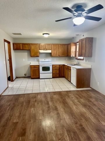 505 E Ozark Jubilee Drive, Nixa, MO 65714