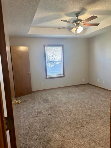 505 E Ozark Jubilee Drive, Nixa, MO 65714