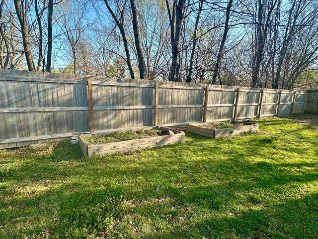 505 E Ozark Jubilee Drive, Nixa, MO 65714