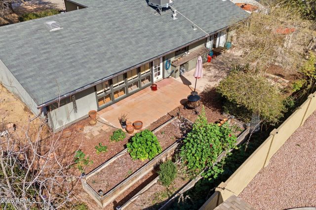 3627 W MAUNA LOA Lane, Phoenix, AZ 85053