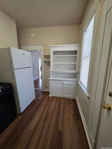 124 E Ashby Pl Apt 6, San Antonio, TX 78212