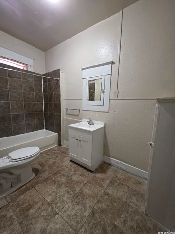 124 E Ashby Pl Apt 6, San Antonio, TX 78212