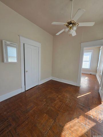 124 E Ashby Pl Apt 6, San Antonio, TX 78212