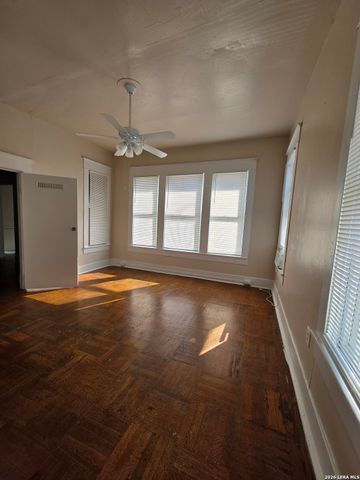 124 E Ashby Pl Apt 6, San Antonio, TX 78212