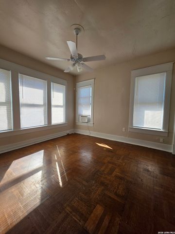 124 E Ashby Pl Apt 6, San Antonio, TX 78212