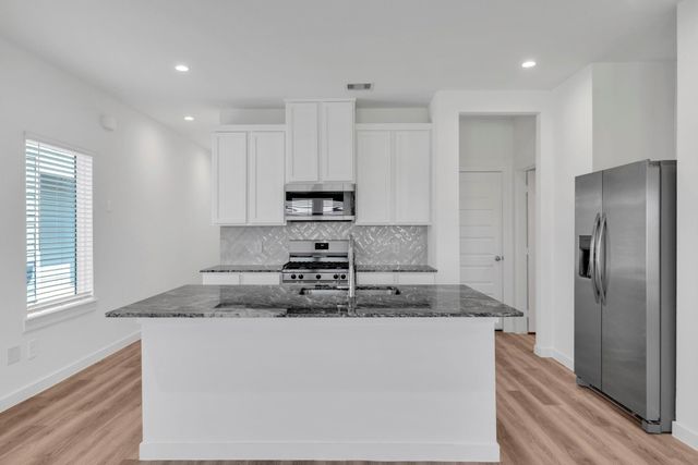 10316 Penryn Forest Trail, Houston, TX 77051