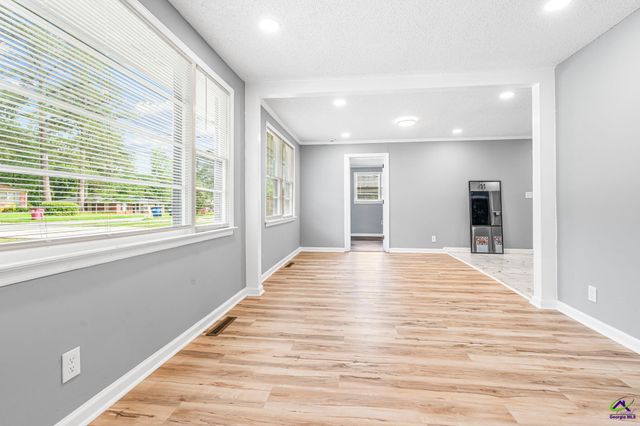 4154 Vallie Drive, Macon, GA 31204