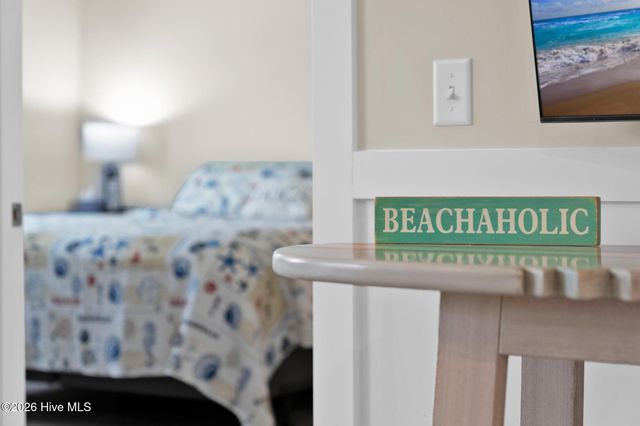125 NE 15th Street, Oak Island, NC 28465