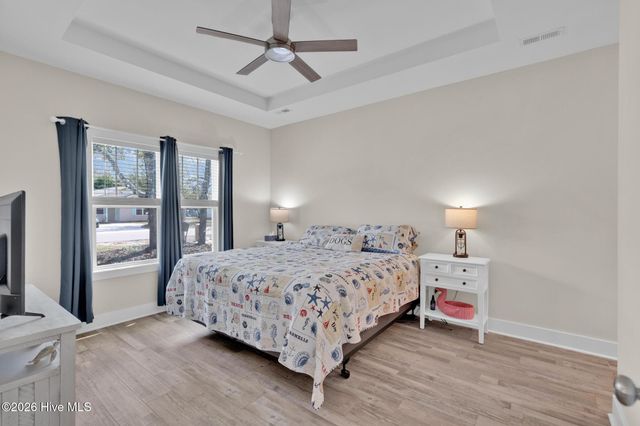 125 NE 15th Street, Oak Island, NC 28465