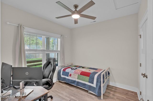 125 NE 15th Street, Oak Island, NC 28465