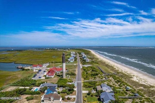 125 NE 15th Street, Oak Island, NC 28465