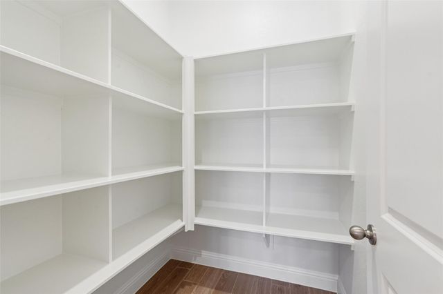 1211 Berry Brook Drive, Missouri City, TX 77459