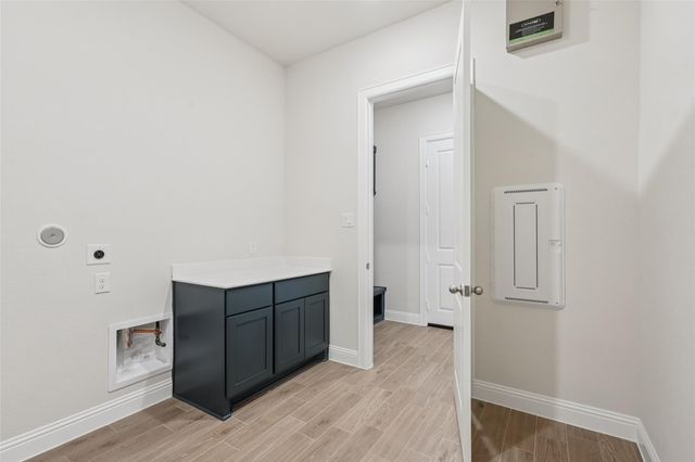 1211 Berry Brook Drive, Missouri City, TX 77459