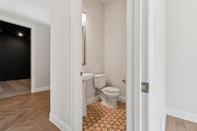 1211 Berry Brook Drive, Missouri City, TX 77459