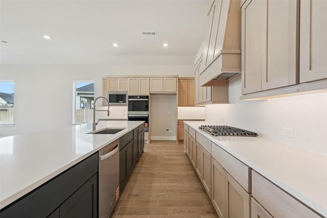 1211 Berry Brook Drive, Missouri City, TX 77459