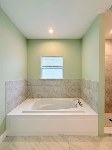 6690 54TH AVENUE N, St Petersburg, FL 33709