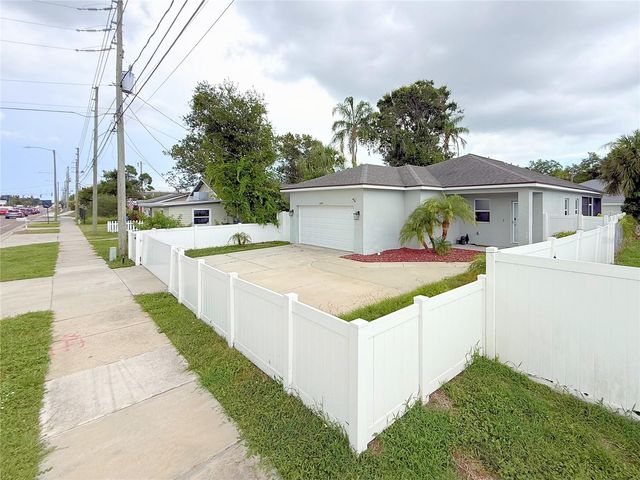 6690 54TH AVENUE N, St Petersburg, FL 33709
